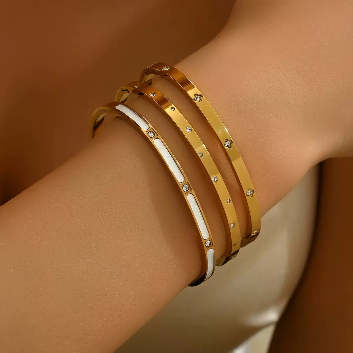 Slim White 3 in 1 Set Bangle in Stainless Steel