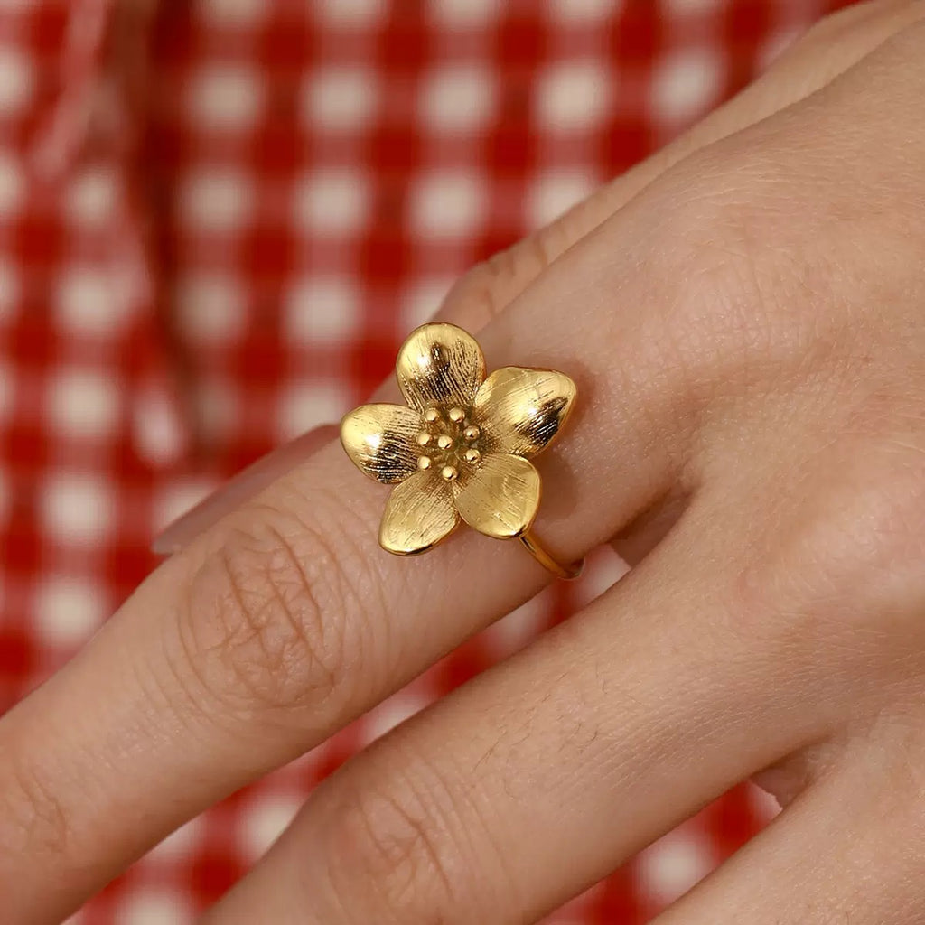 Petals Adjustable Ring in Stainless Steel