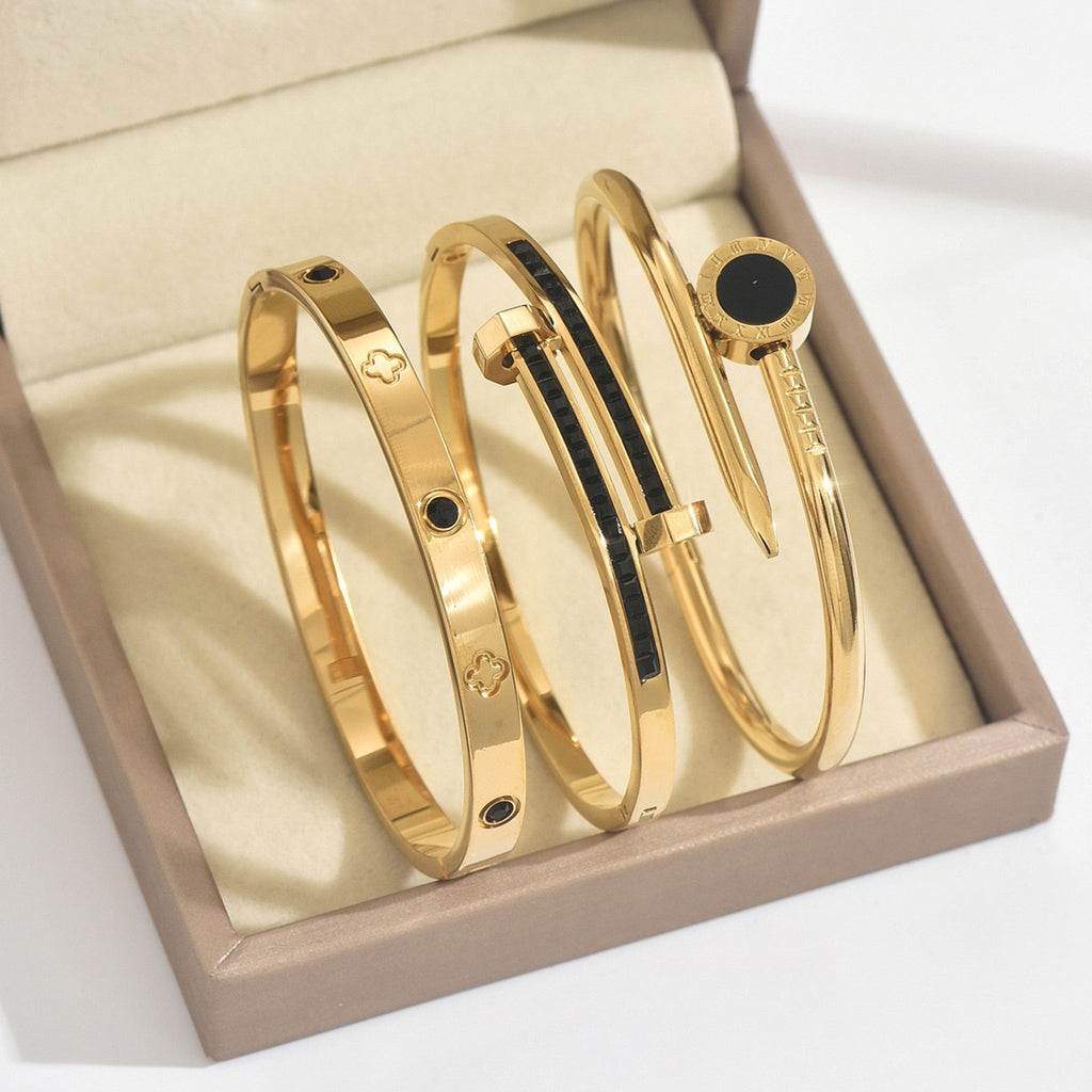 Black Stoned 3 in 1 Bangles Set